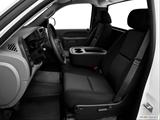  Front seats from Drivers Side photo